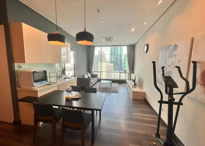 Lovely 2&3Bedrooms Condo Klcc And Kl Tower View