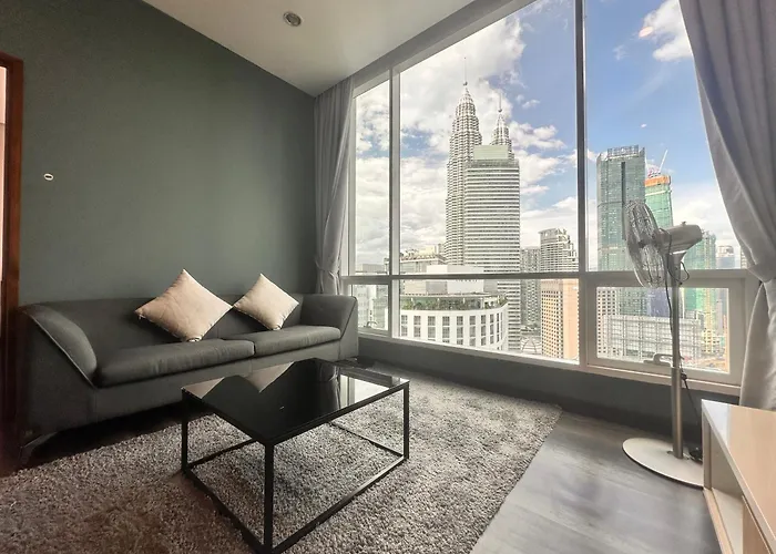 Lovely 2&3Bedrooms Condo Klcc And Kl Tower View