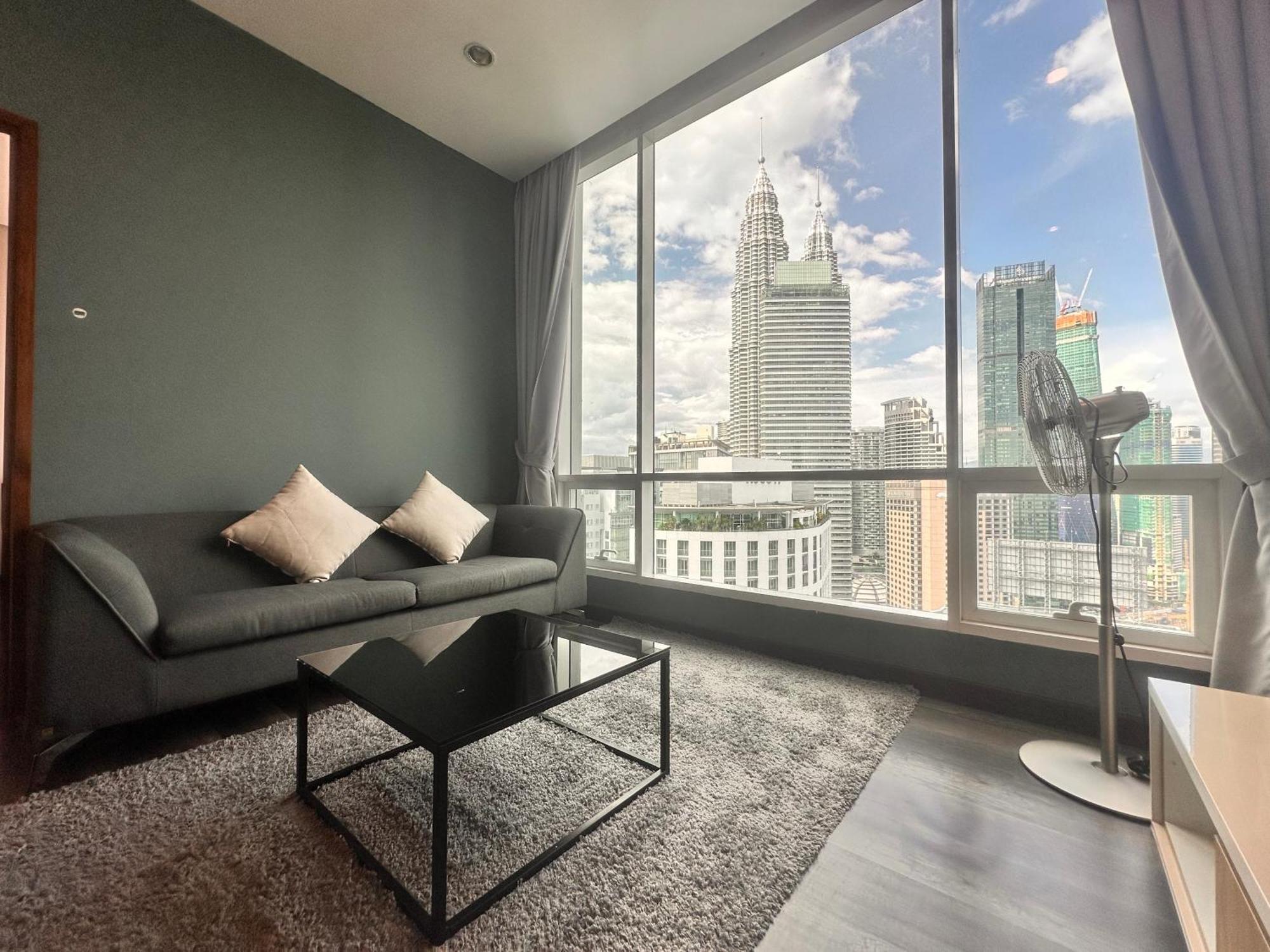Lovely 2&3bedrooms Klcc And Kl Tower View Apartment *