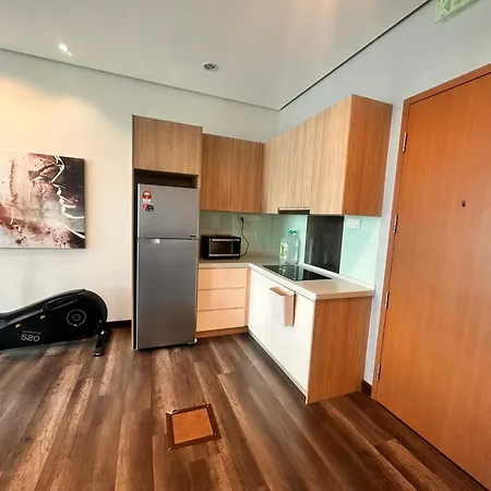 Lovely 2&3Bedrooms Condo Klcc And Kl Tower View Kuala Lumpur Exterior photo