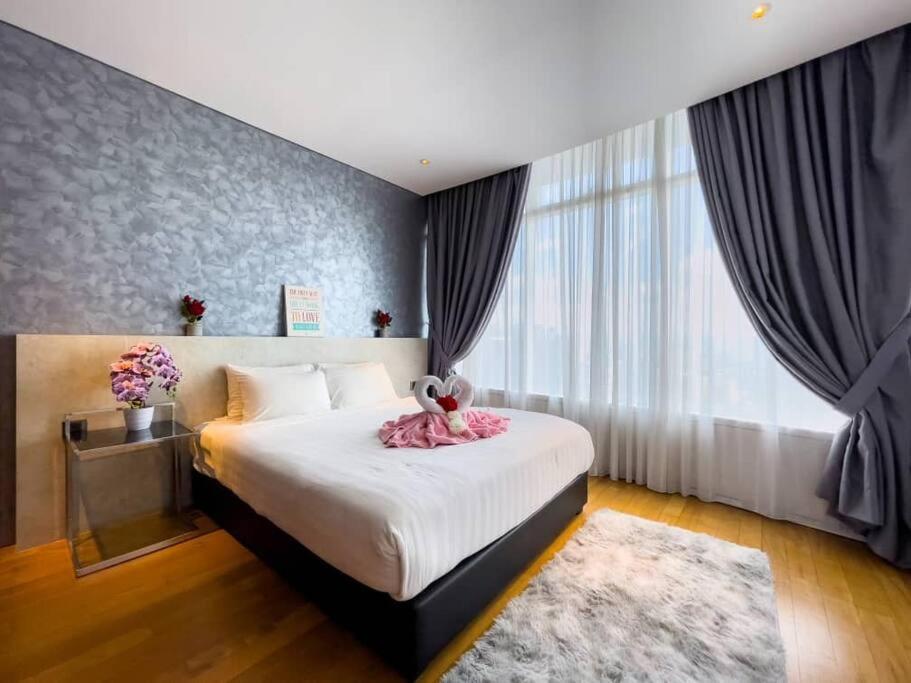 Lovely 2&3bedrooms Klcc And Kl Tower View